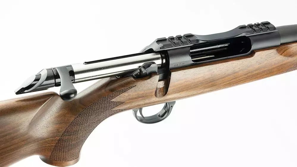 Sabatti Saphire Bolt action Blued with Walnut Stock 30-06